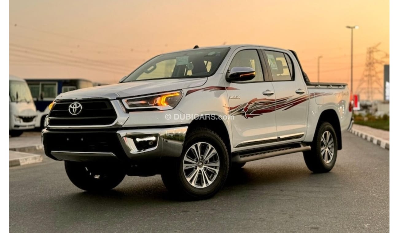 تويوتا هيلوكس Toyota hilux 2024 2.7 4WD petrol pickup