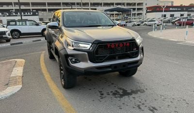 Toyota Hilux Diesel 2.8 Liter Right Hand Drive Shape 2025 - 4 Side Cameras Push Start Leather Power Seats