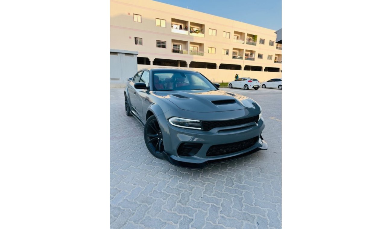 دودج تشارجر 3.6L SXT (متوسط)