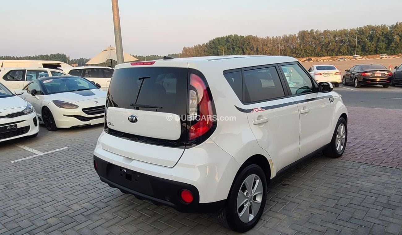 Kia Soul Base 1.6L