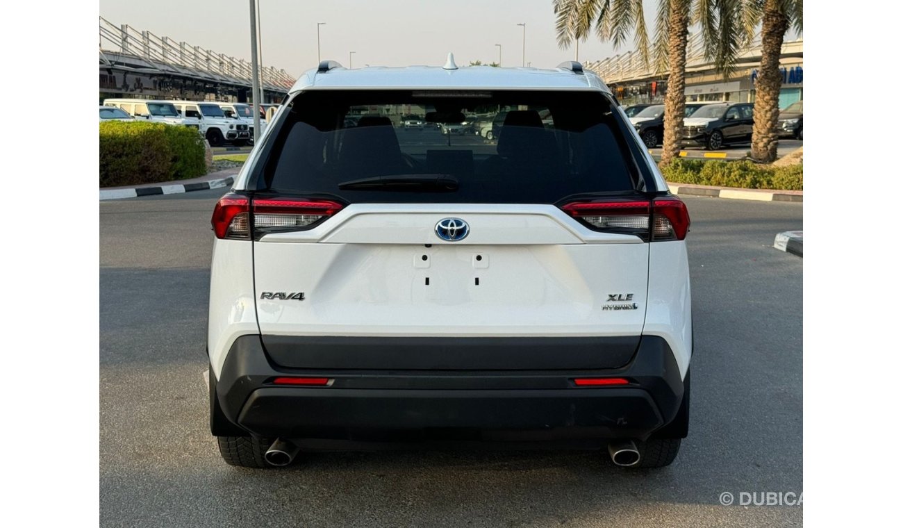 تويوتا راف ٤ 2021 XLE HYBRID HEV SUNROOF FULL OPTION CANADA SPEC