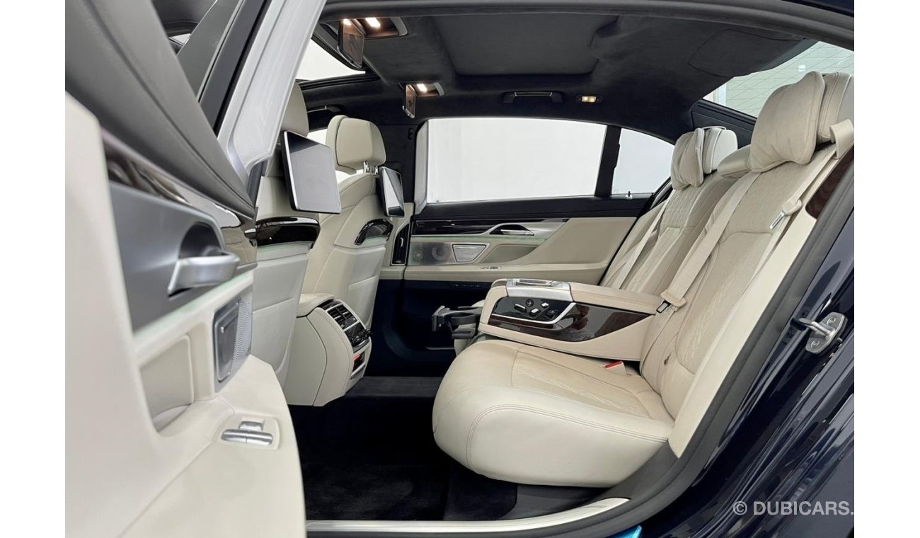 بي أم دبليو 750Li 2019 BMW 750 Li XDrive, Full Service History, Warranty, GCC