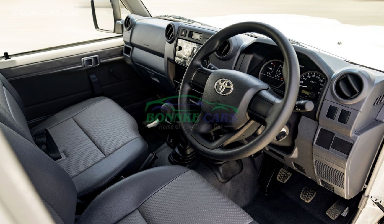 تويوتا لاند كروزر هارد توب TOYOTA LAND CRUISER HARDTOP LC78 4.2L DIESEL MANUAL TRANSMISSION RHD