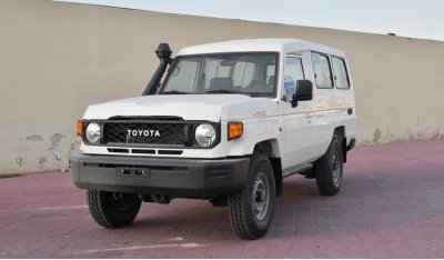 Toyota Land Cruiser Hard Top Hard Top LC 78 II 3Doors II 4.5 L II V8 Diesel II Manual II FOR EXPORT ONLY.