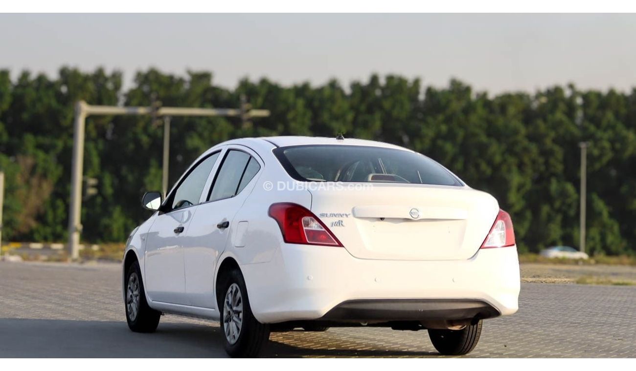 نيسان صني S 1.5LNissan sunny 2020 GCC accident free in excellent condition 470 P.M