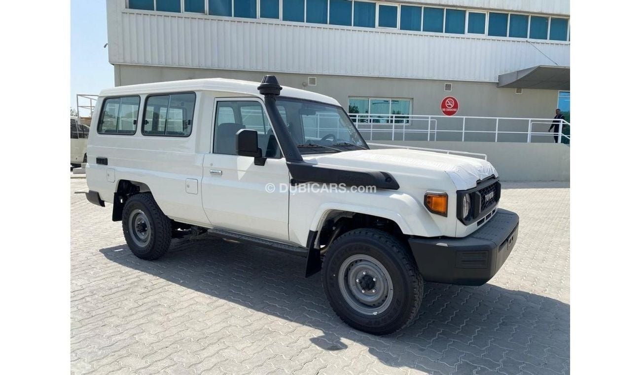 Toyota Land Cruiser Hard Top TOYOTA LC HZJ 78 4.2L MT DSL – HARD TOP