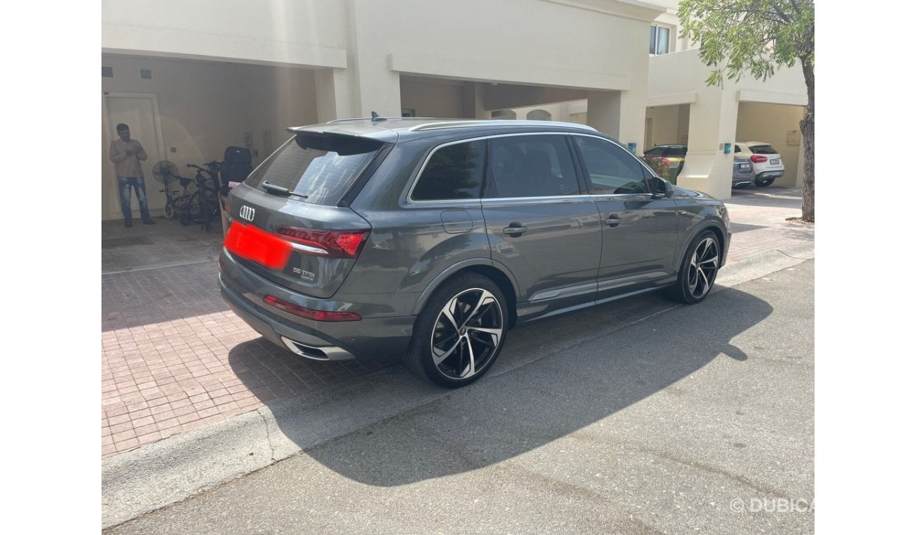 Audi Q7 55 TFSI quattro S-Line 3.0L