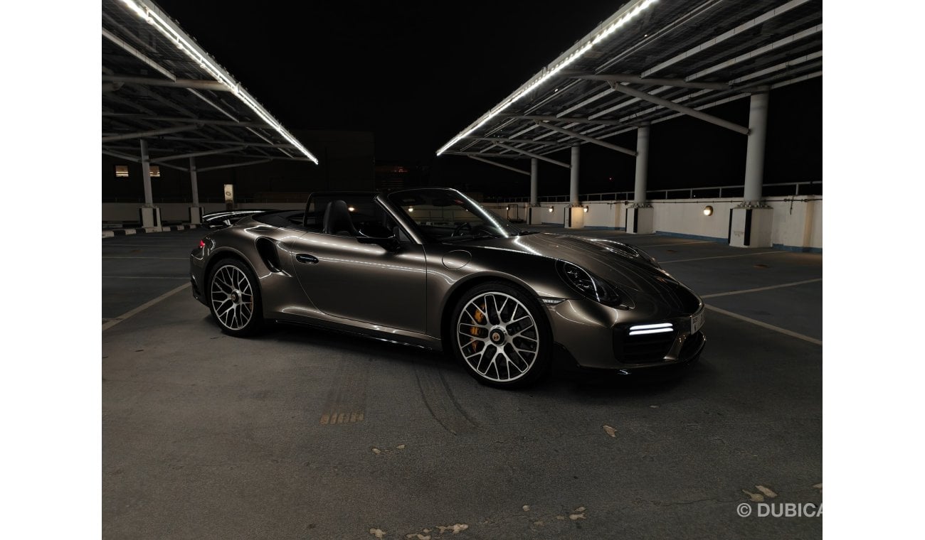 Porsche 911 Turbo S 3.8L (560 HP) Convertible