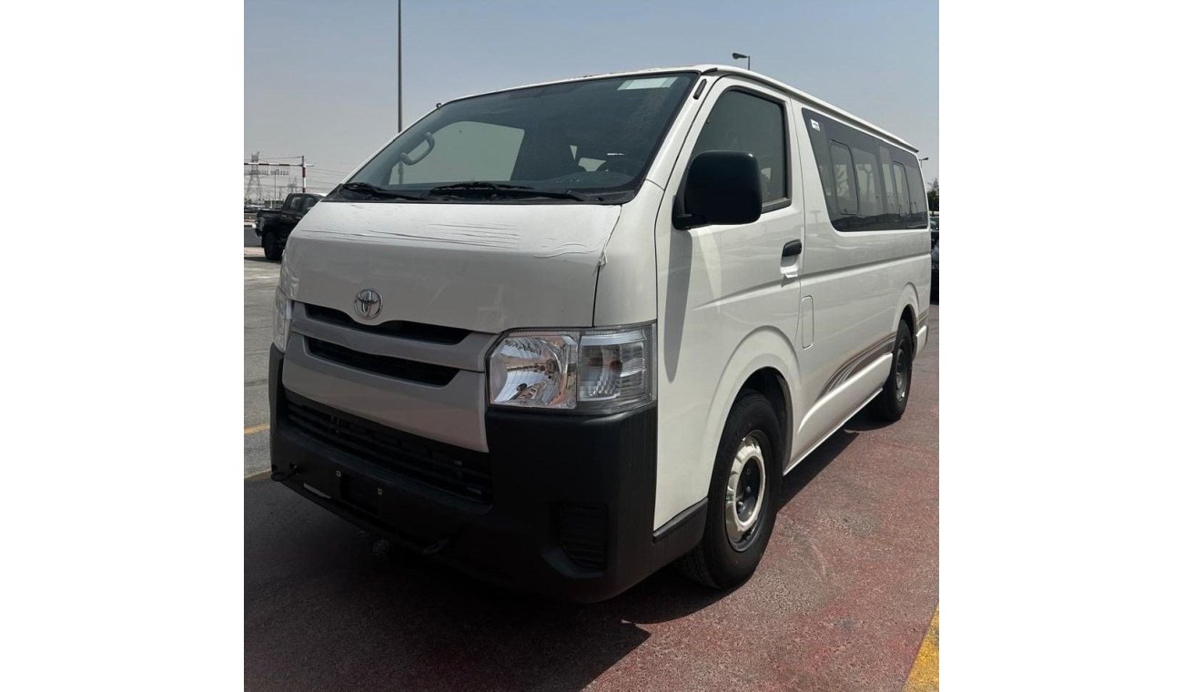 تويوتا هاياس TOYOTA HIACE VAN 2.5L DIESEL M/T STANDARD ROOF