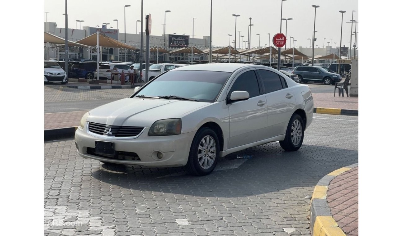 Mitsubishi Galant Model 2008, Gulf 6 cylinders, automatic transmission, in excellent condition, odometer 338000