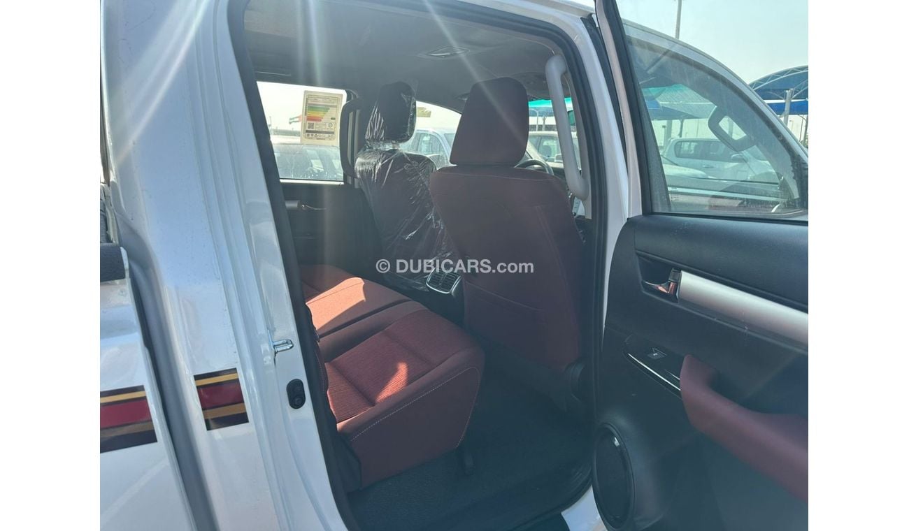 Toyota Hilux TOYOTA HILUX 2.7 AT FULL OPTION WITH PUSH START WHITE OMAN SPEC 2025