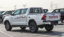 Toyota Hilux SR5. 2.4L 4WD. A/T