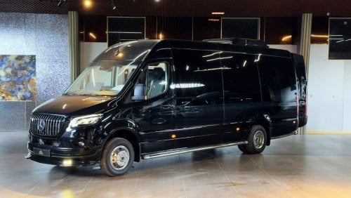 مرسيدس بنز سبرينتر 11,556 PM I 519 CDI I Wooden Floor I 16 Seater