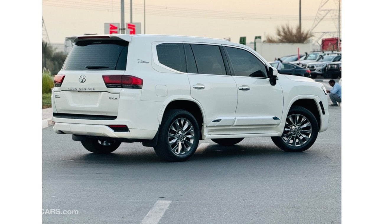 تويوتا لاند كروزر Toyota Land Cruiser 2011 twin turbo facelift to 2023 v6 full option