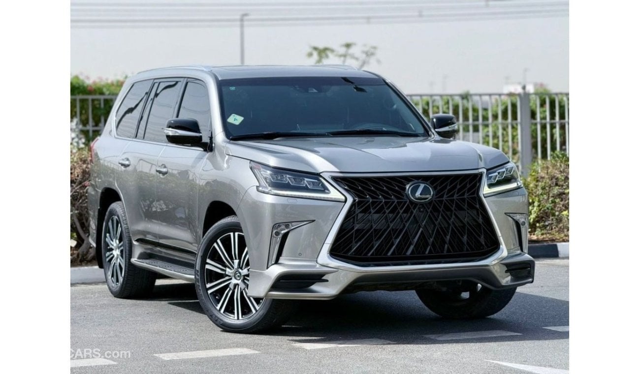 Lexus LX570 Signature LEXUS LX570 GCC SPECS YEAR 2019 FULL SERVICE HISTORY