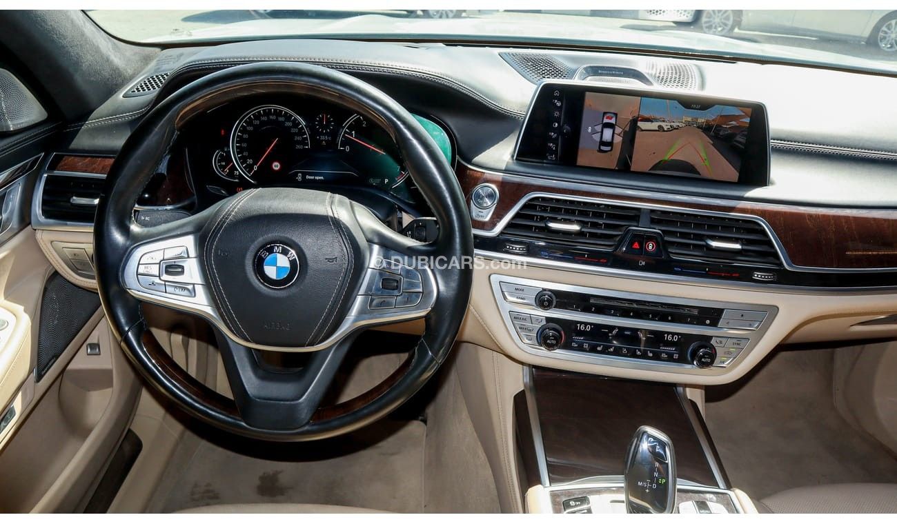 BMW 750Li Luxury Executive 4.4L XDRIVE