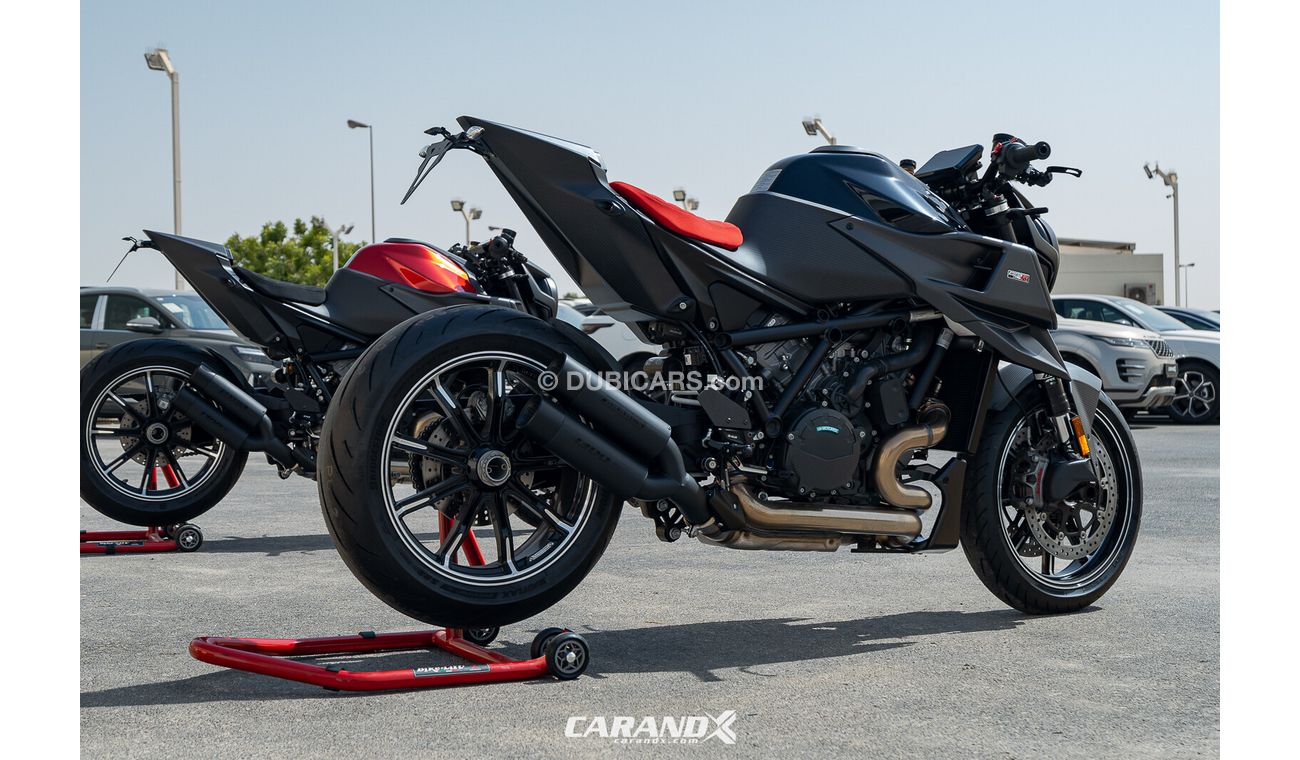 كاي تي أم 1300R KTM BRABUS 1300 R Signature Black 1 of 77