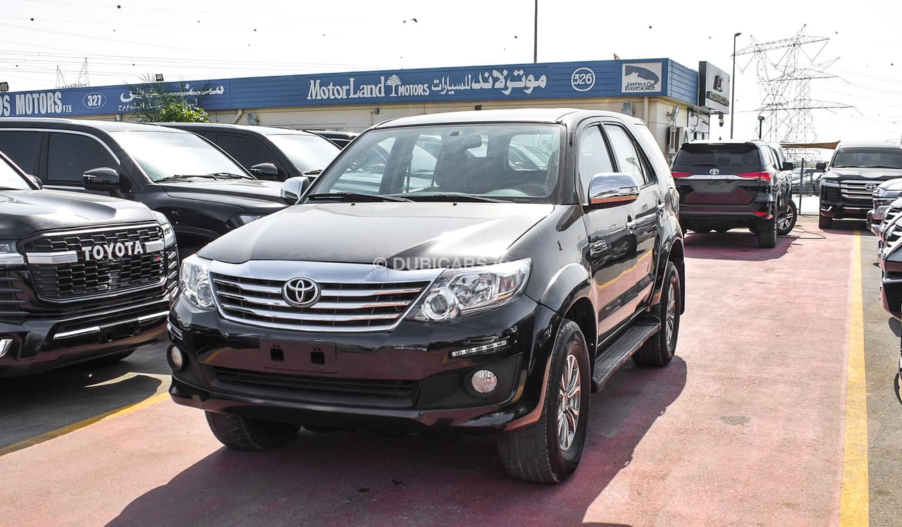 Toyota Fortuner SR5