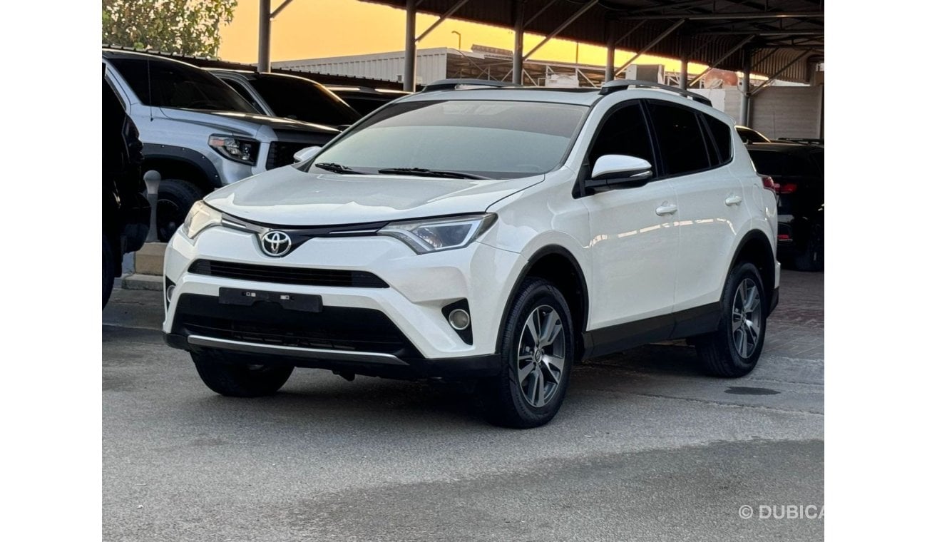 Toyota RAV4 GXR خليجي