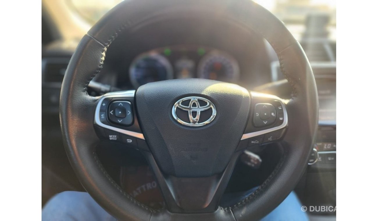 تويوتا كامري TOYOTA CAMRY HYBRID 2016 MODEL FULL OPTION