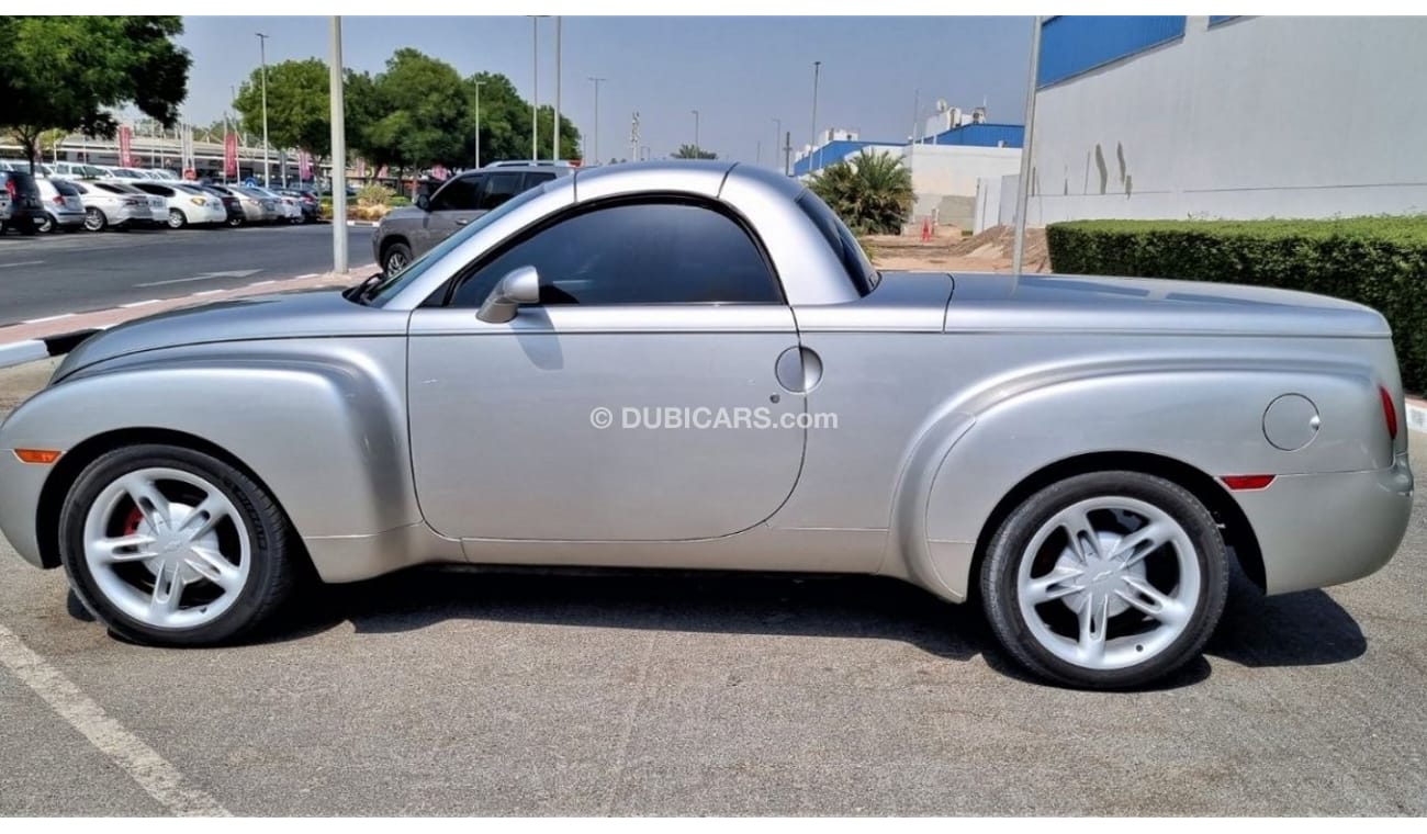 شيفروليه SSR CHEVROLET SSR 2004 5.3L IN BEAUTIFUL CONDITION FOR 85K AED