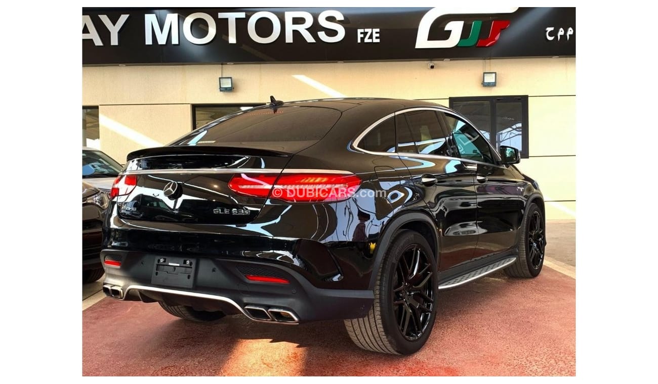 Mercedes-Benz GLE 63 AMG MERCEDES BENZ GLE 63 S COUPE