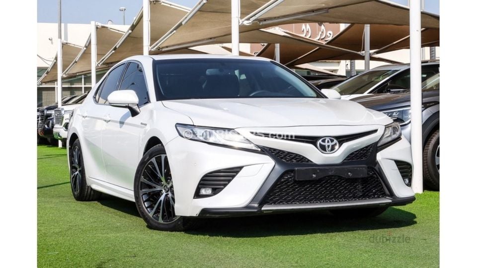 Used Toyota Camry Grande Sport V6 2018 2018 for sale in Dubai - 571419