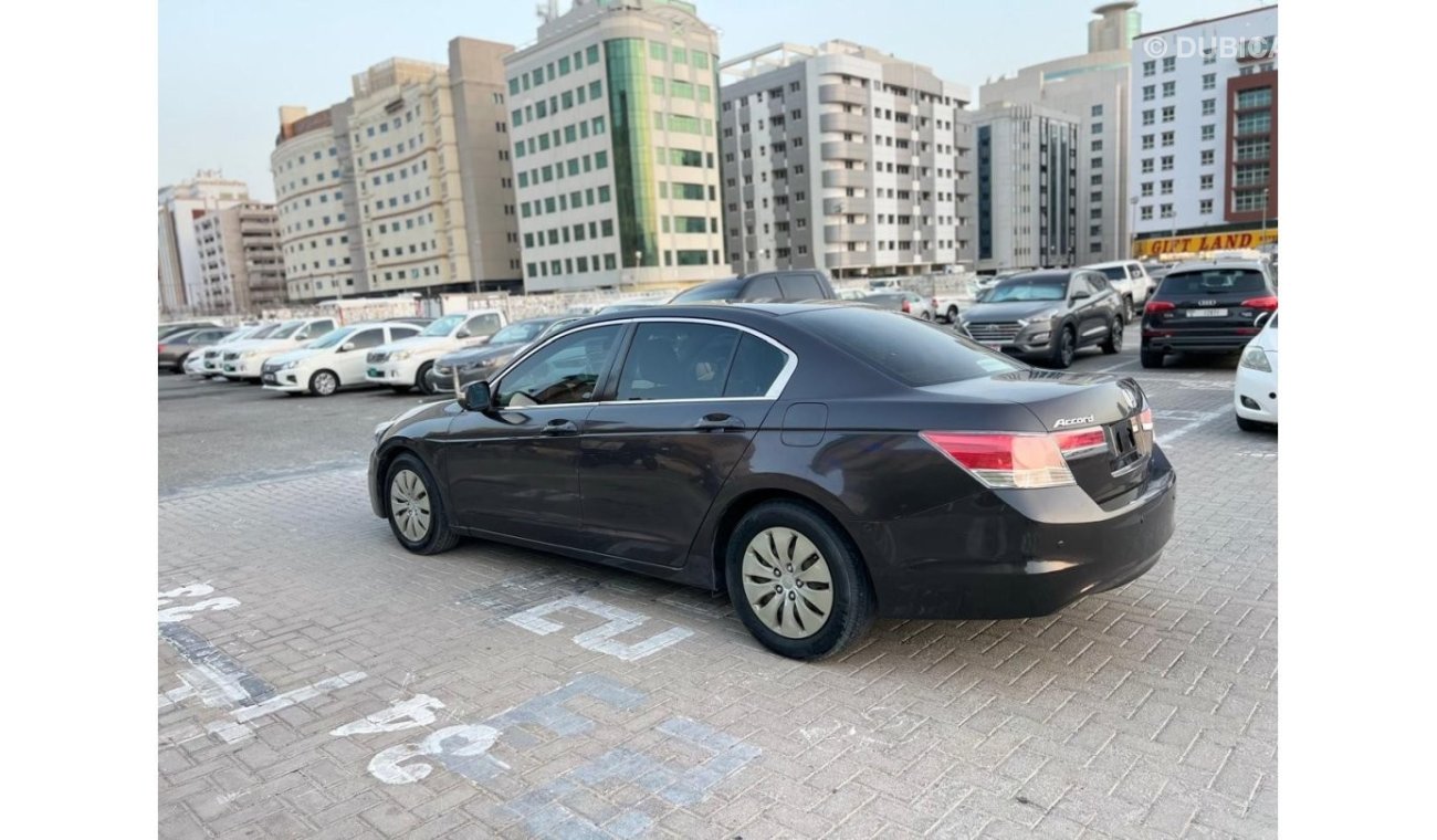 هوندا أكورد LX LTD