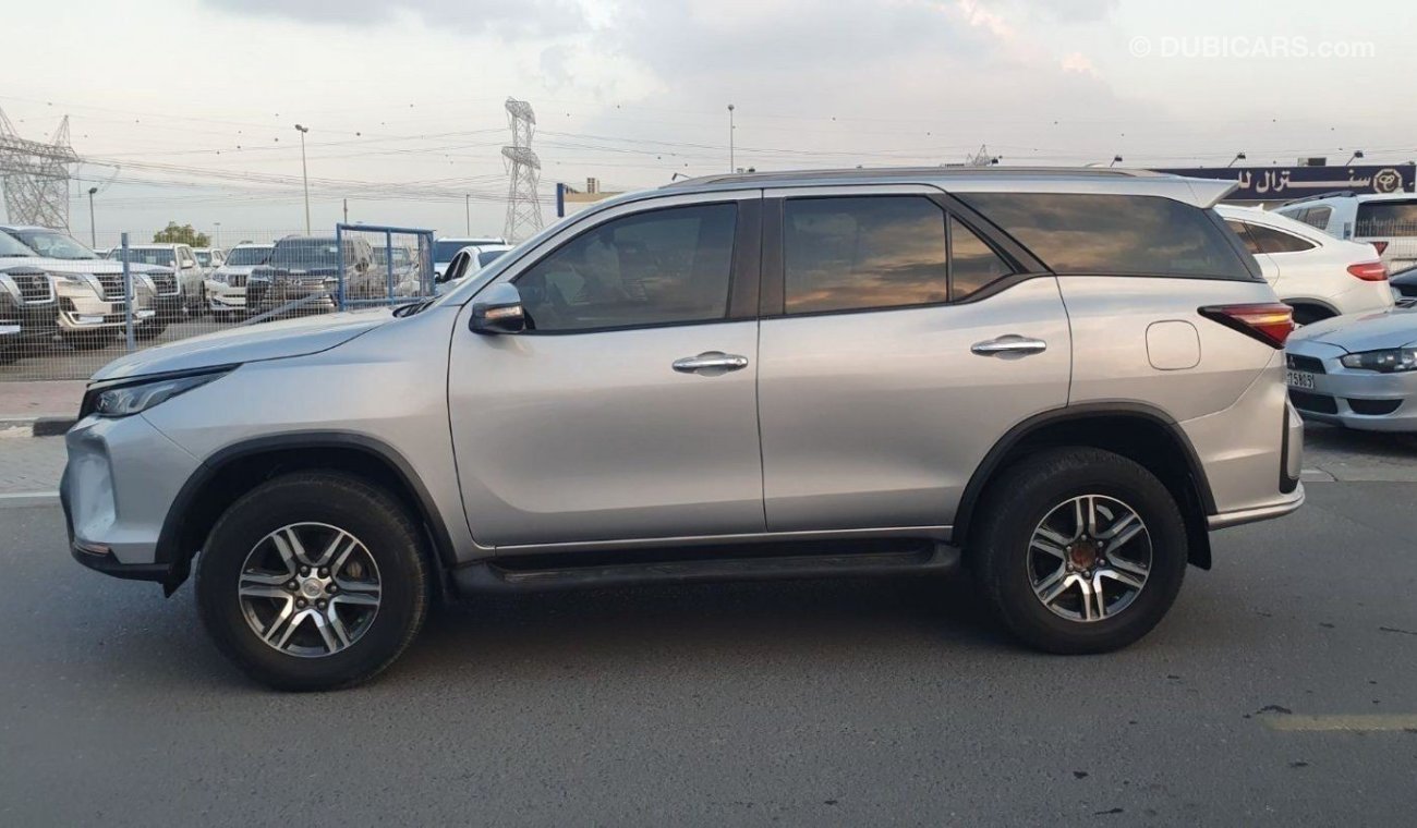 Toyota Fortuner GXR