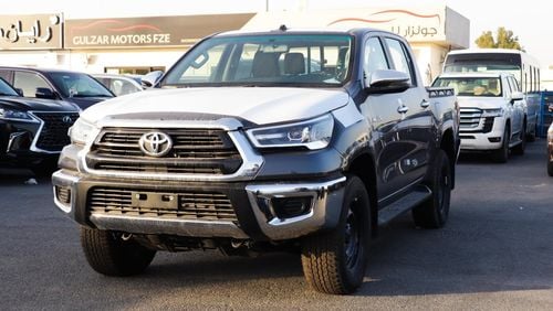 Toyota Hilux SR5 2.4L 4X4 Diesel M/T