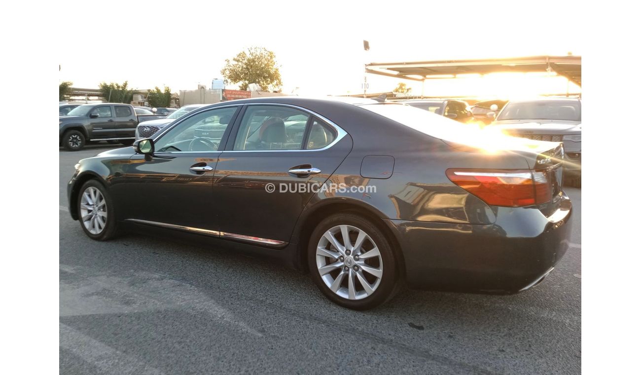 Lexus LS460 Lexus LS460 4.6L V8 Model 2010