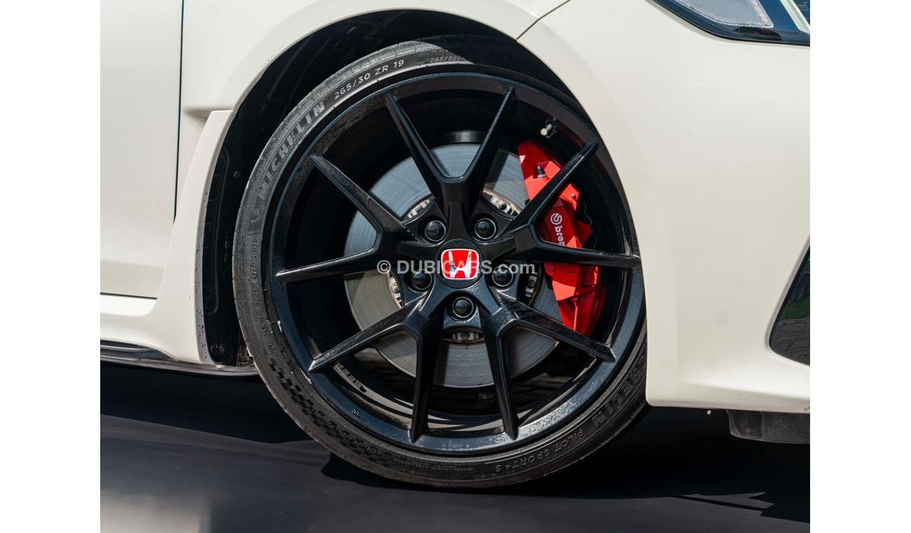 Honda Civic Type R AED 2,595 PM • CIVIC TYPE-R • ONLY 31K KM • OFFICIAL HONDA WARRANTY AND SERVICE CONTRACT