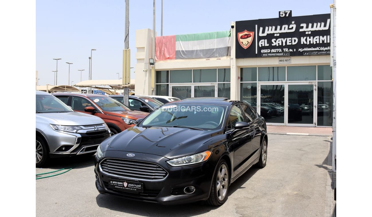 Ford Fusion SEL ACCIDENTS FREE - GCC - SUNROOF - ORIGINAL PAINT - PERFECT CONDITION INSIDE OUT