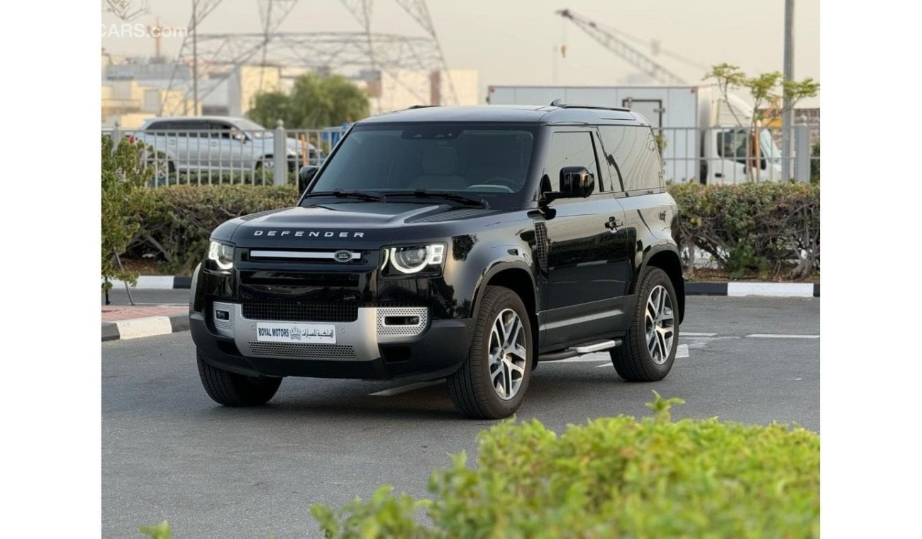 لاند روفر ديفندر GCC SPEC UNDER WARRANTY AND SERVICE CONTRACT