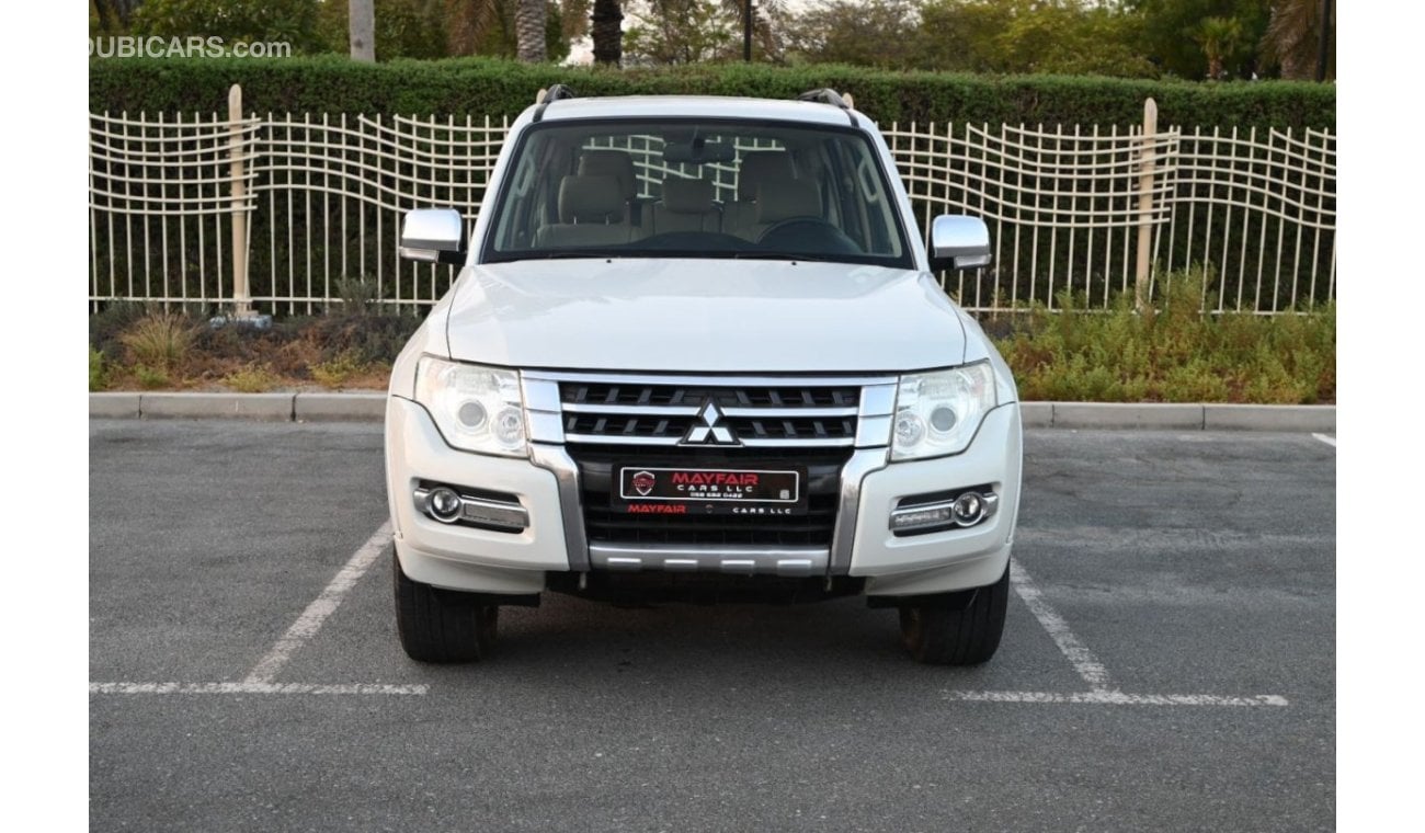 Mitsubishi Pajero GLS Highline Top 0% DP - GCC SPECS - MERCEDESE A250 AMG KIT - 2.0 TURBO CHARGE I4 2014 - MINT CONDIT