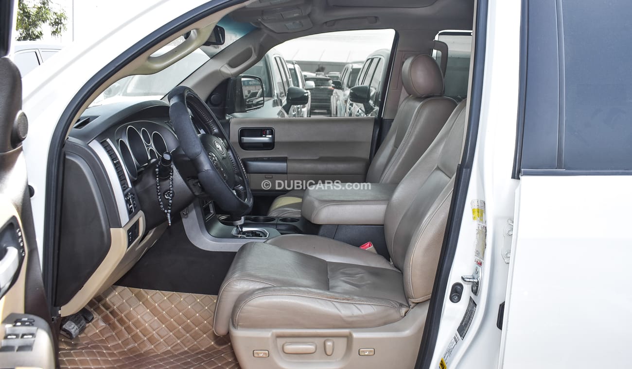 Toyota Sequoia