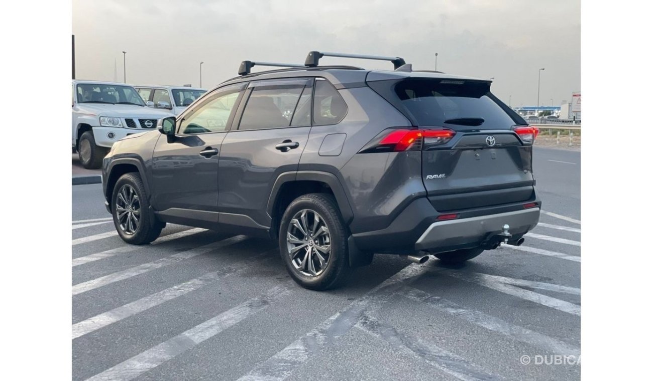 تويوتا راف ٤ 2022 Toyota Rav4 2.0L V4 - MidOption - RHD