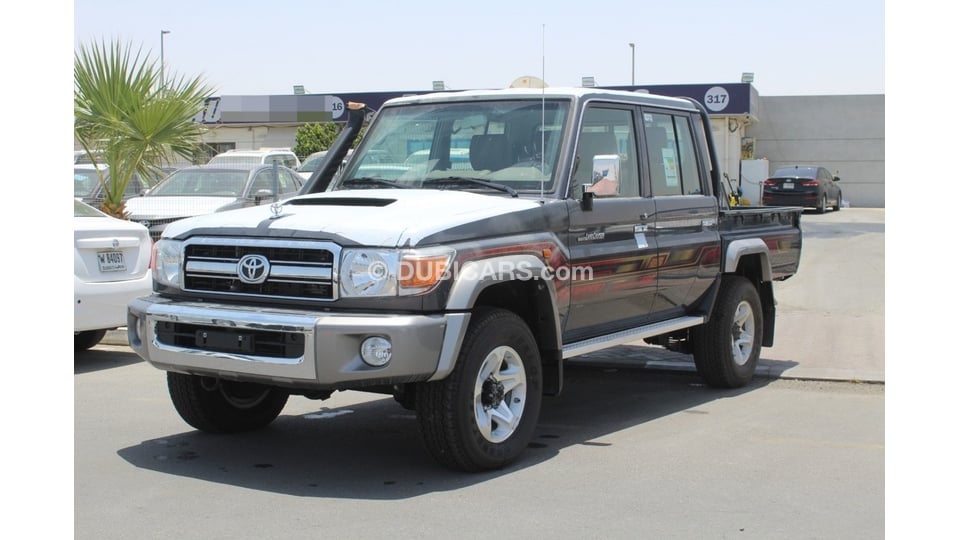 New Toyota Land Cruiser 4.5 L , Double cabin , diesel , rims 18 2023 ...