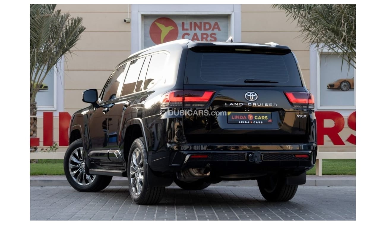 تويوتا لاند كروزر Toyota Land Cruiser VXR 2024 GCC under Agency Warranty and Service Contract with Flexible Down-Payme