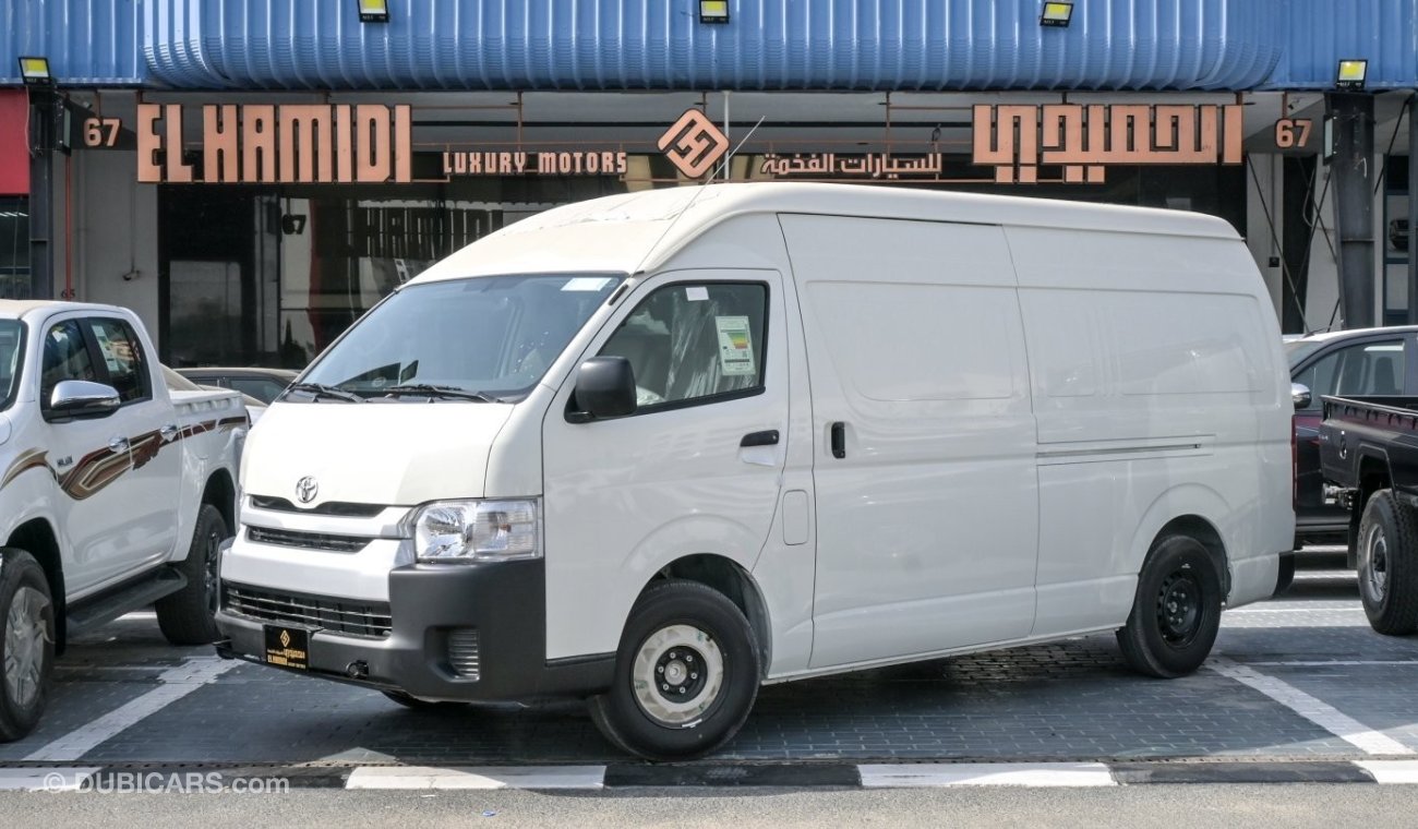 Toyota Hiace 2.7L Petrol