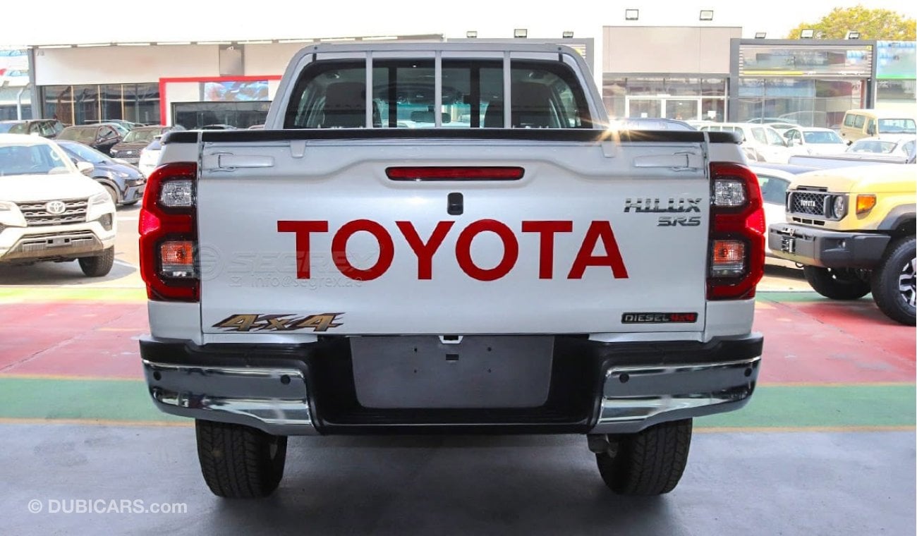 تويوتا هيلوكس TOYOTA HILUX DIESEL 2.4L SR5 A/T 4WD 2024