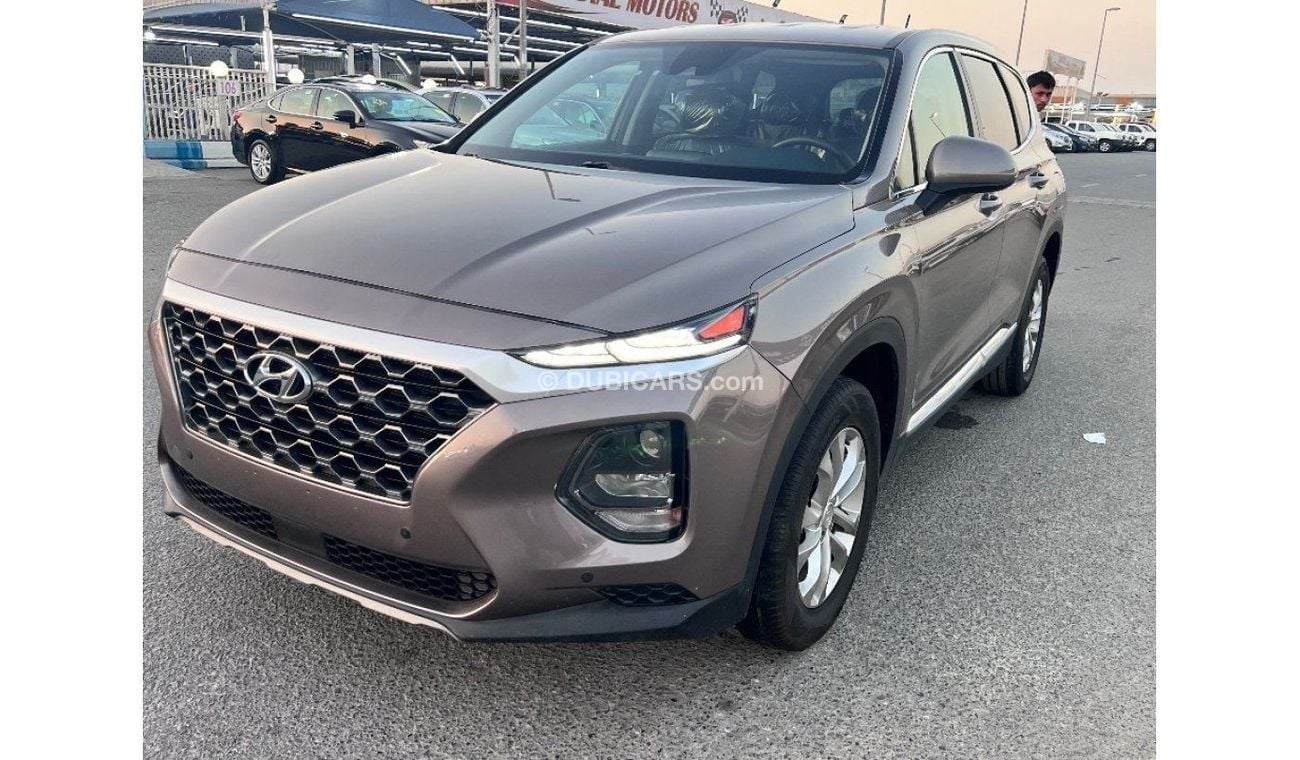 Hyundai Santa Fe For sale, a 2019 Santa Fe, customs papers, agency condition, radar and blind spot