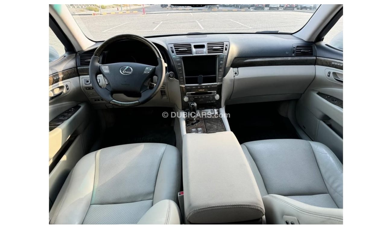 لكزس LS 460 LEXUS LS 460 MODEL 2010 AMERICAN