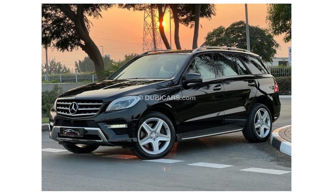 Mercedes-Benz ML 400 MERCEDES BENZ ML400 2015 AMG GCC FULL OPTIONS IN PERFECT CONDITION