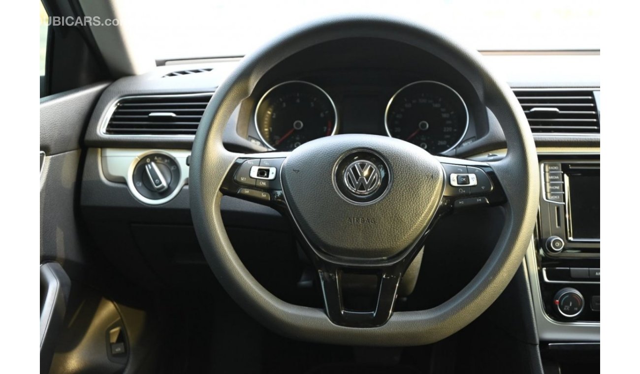 Volkswagen Passat 0% DP - APPLE CARPLAY - VOLKSWAGEN PASSAT COMFORTLINE - AGENCY SERVICE - LOW MILEAGE - FIRST OWNER