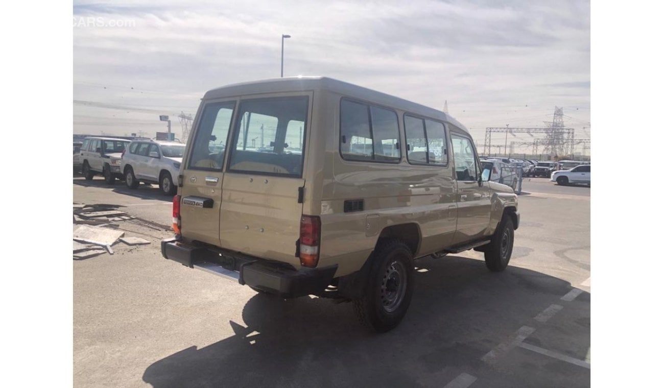 Toyota Land Cruiser Hard Top TOYOTA LAND CRUISER LC78 HARDTOP 4.2L WITH DIFF LOCK POWER WINDOWS DIESEL V6 MY 2023 BEIGE AND WHITE