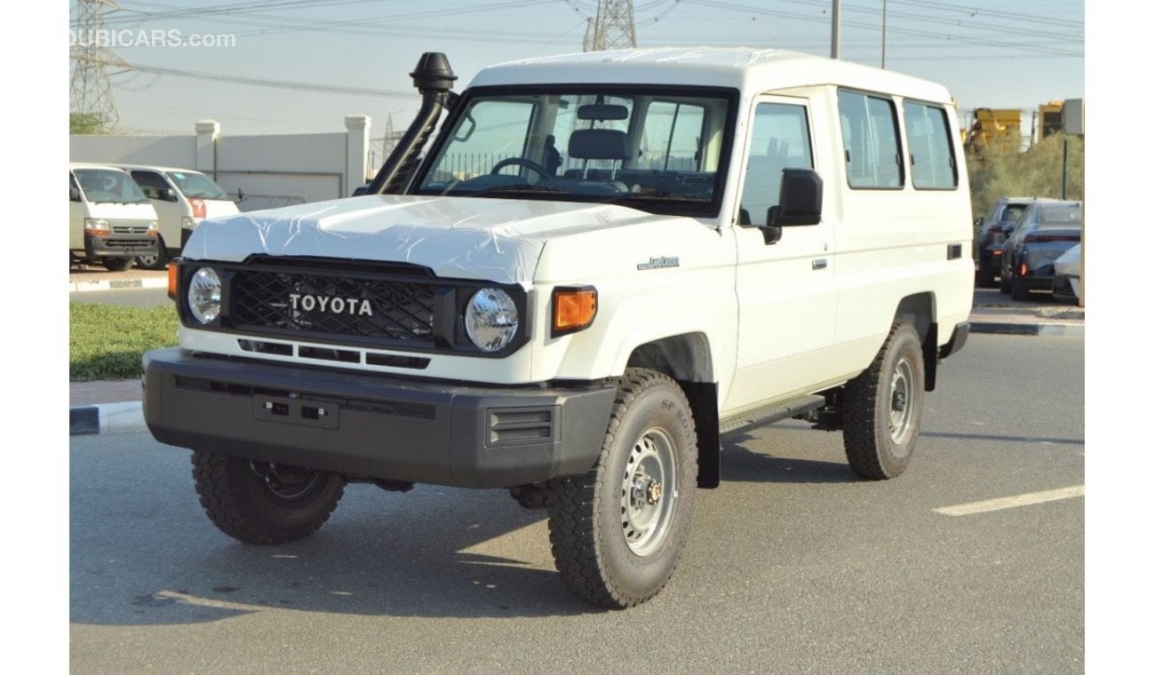 Toyota Land Cruiser Hard Top 3 Doors