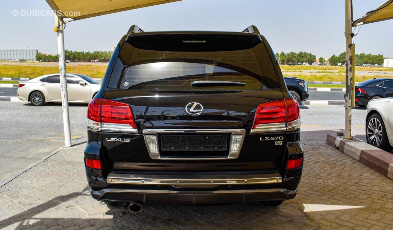 Lexus LX570 S