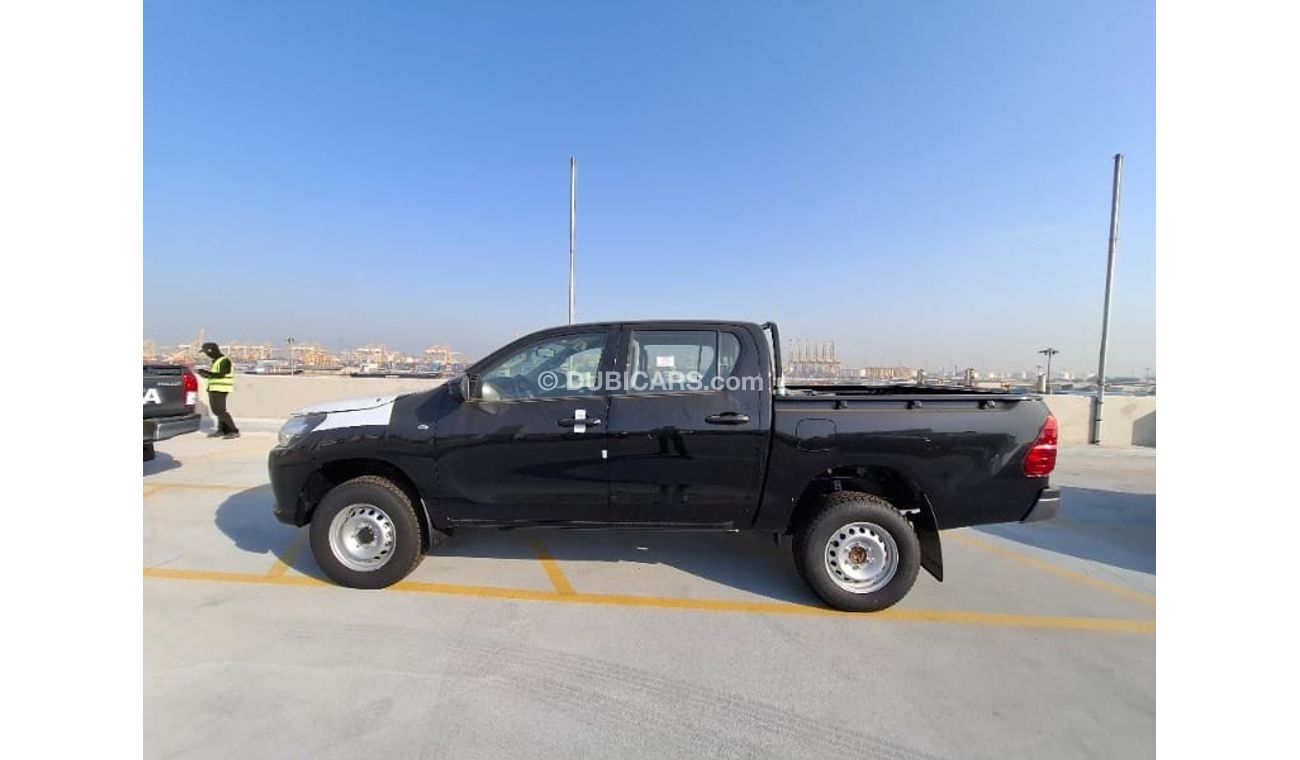 تويوتا هيلوكس 2024 Toyota Hilux Double Cab 5-Seater (Basic-Option with Power Windows) 2.4L 4-Cyl Diesel M/T 4x4 On