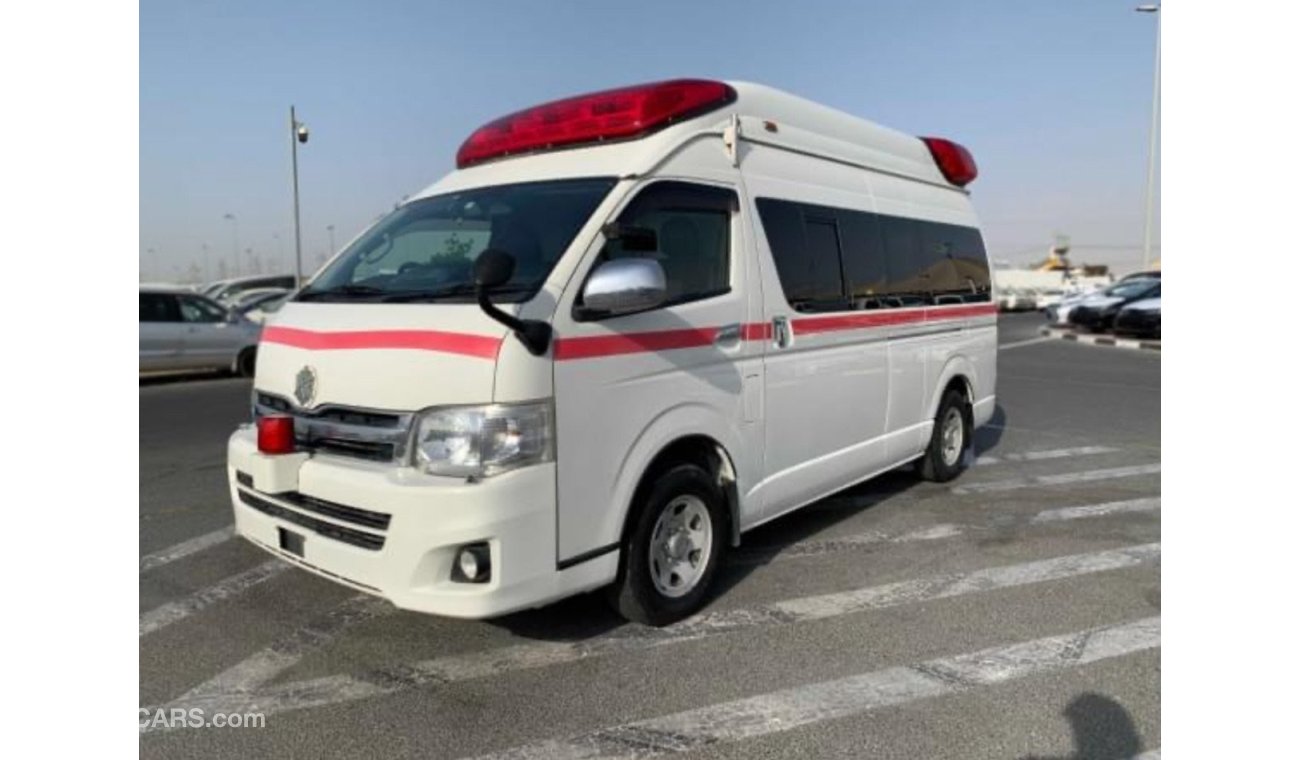 تويوتا هاياس Toyota hiace ambulance 2012